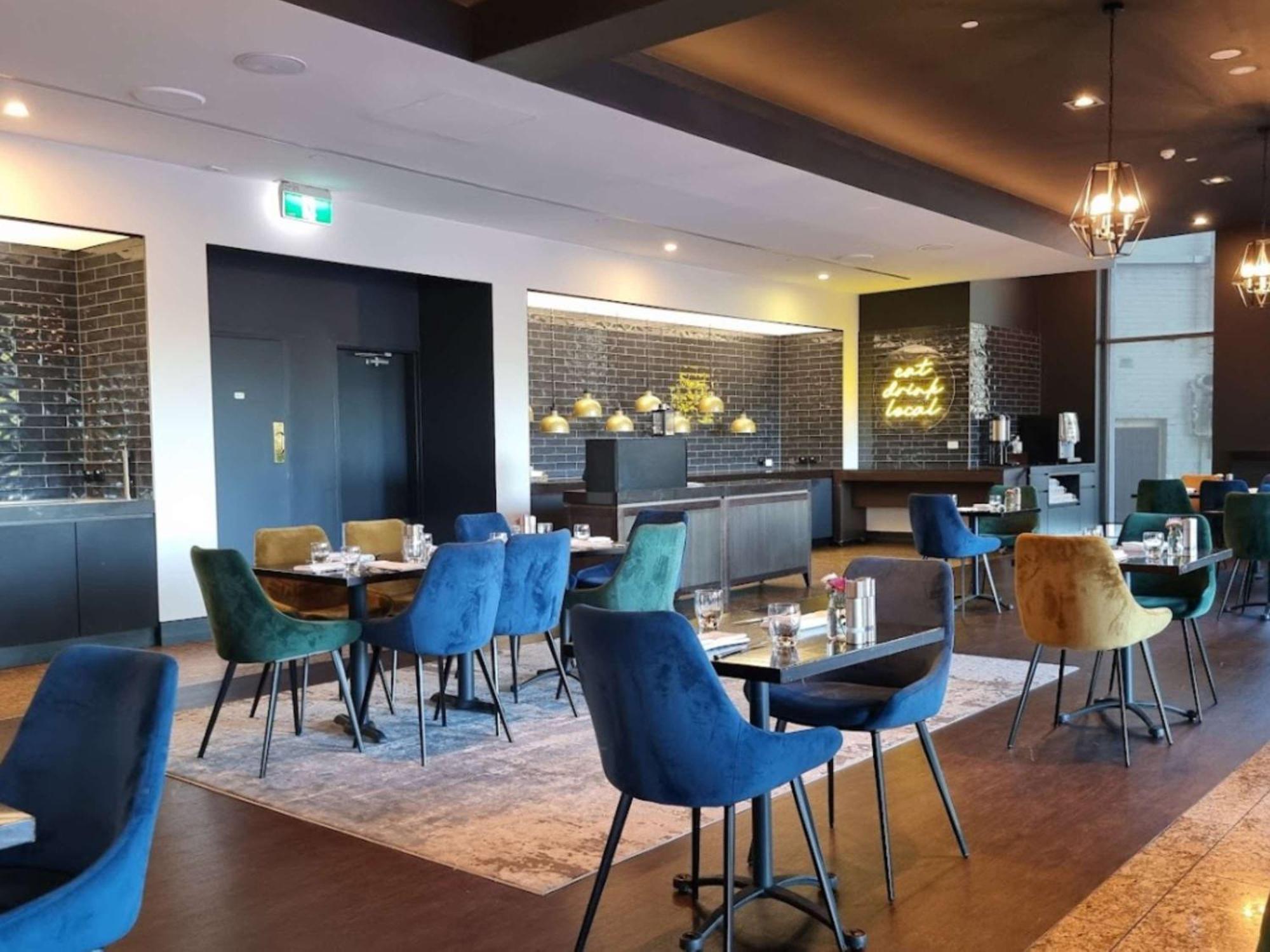 Novotel Melbourne Glen Waverley Exterior photo