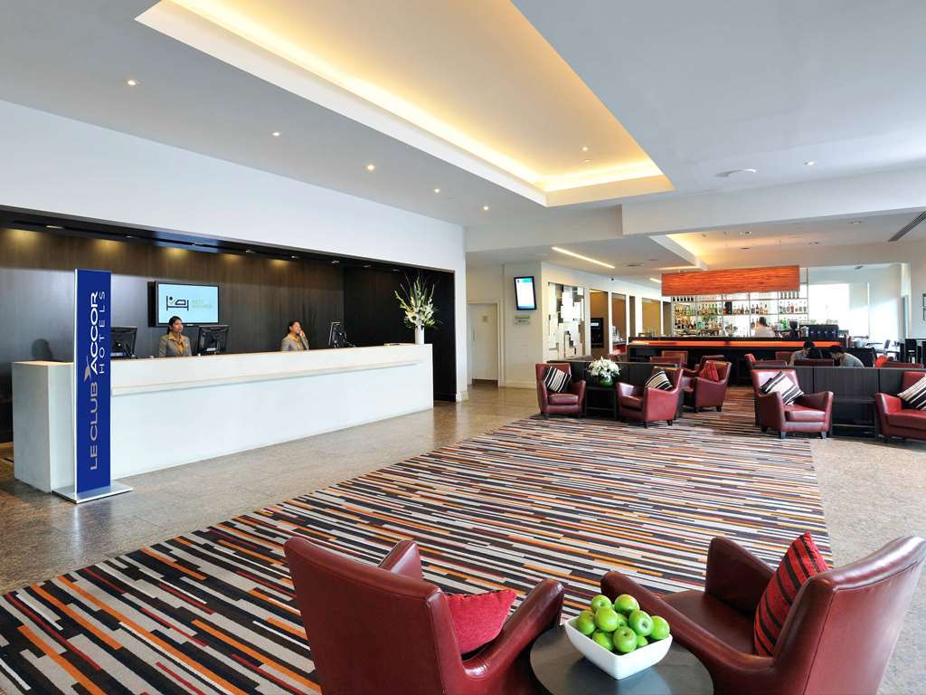 Novotel Melbourne Glen Waverley Exterior photo